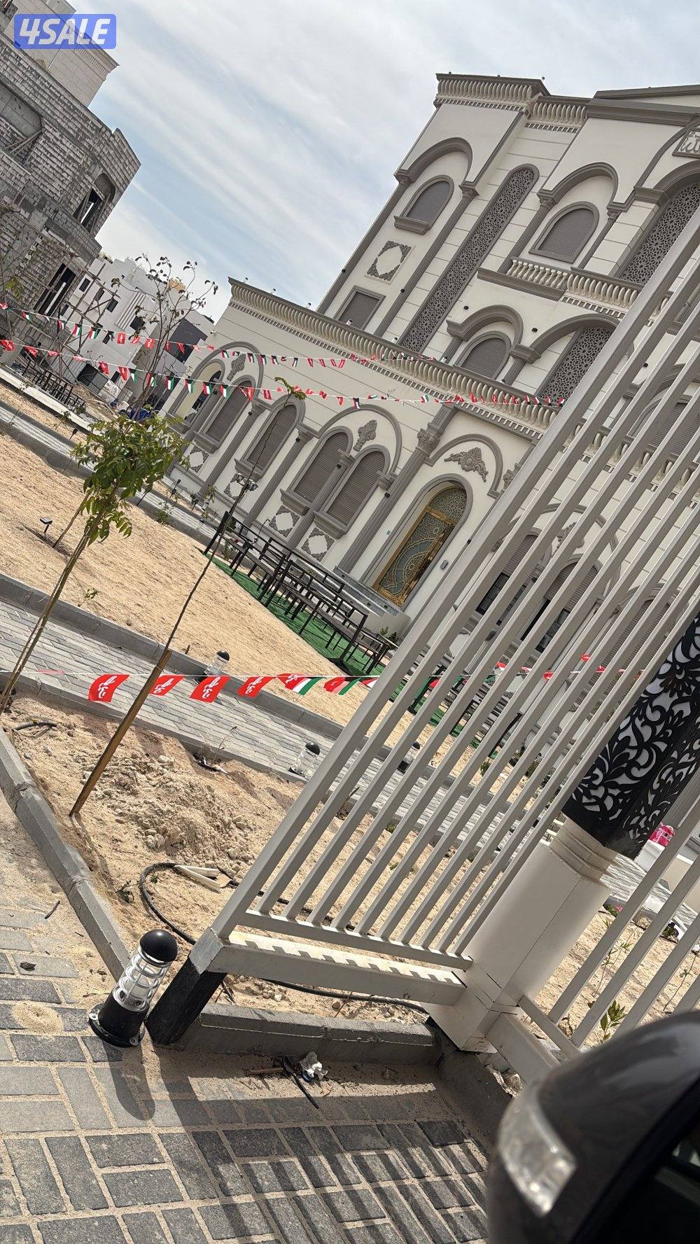 شقه في بيت موقع راس مدخل ومخرج سهل قريب الخدمات والمسجد معاريس ٢٥٠1