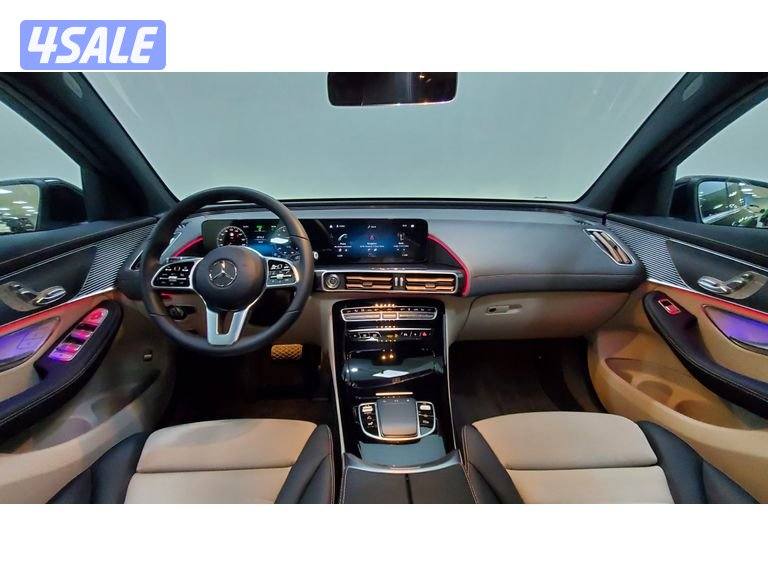 Mercedes-Benz EQC11