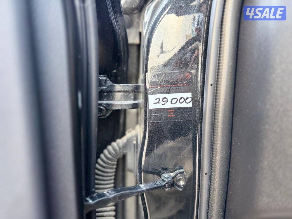 لكزس UX 2023 بحالة الوكاله7