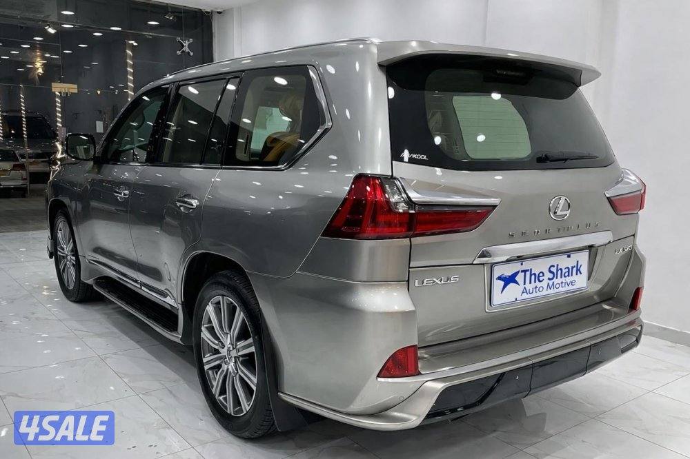 لكزس ستيشن lx570 2017 VIP وكالة البحرين جاهزة للتصدير مع التخليص6