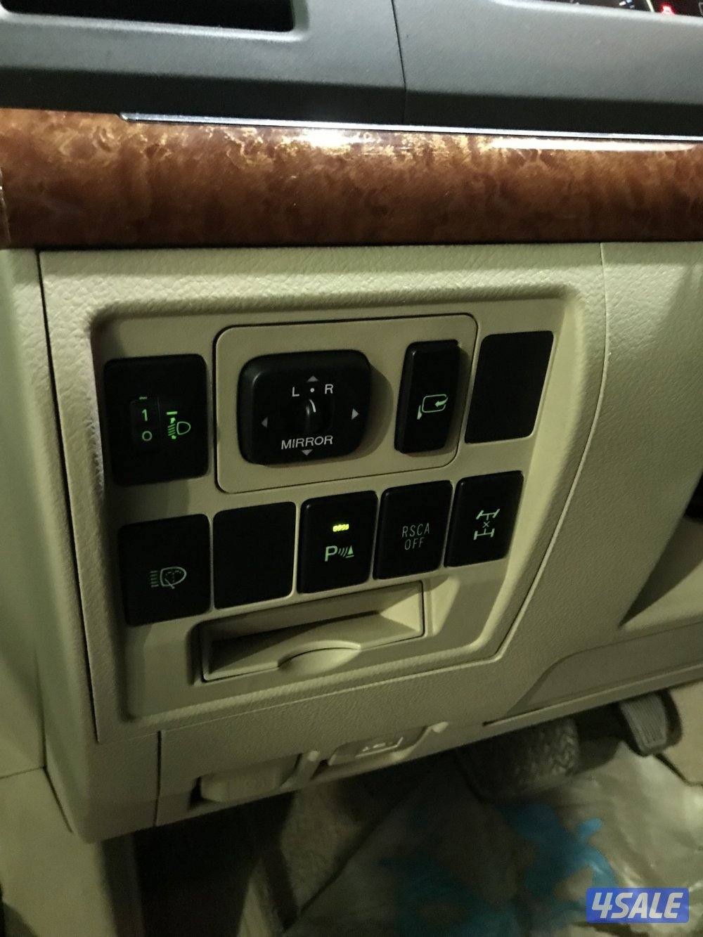 للبيع لاند V8 GXR7