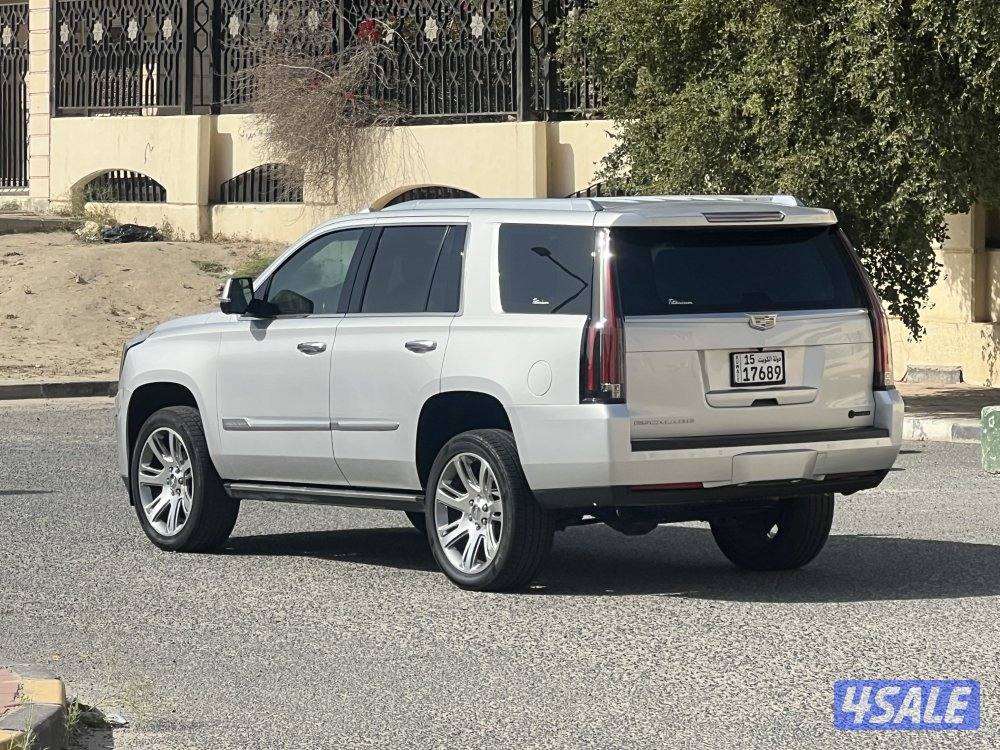 🚩كديلك اسكليد. 2015 صبغ وكاله بريميوم بحاله🚩 ممتازه 🚩للبيع فقط 🚩1