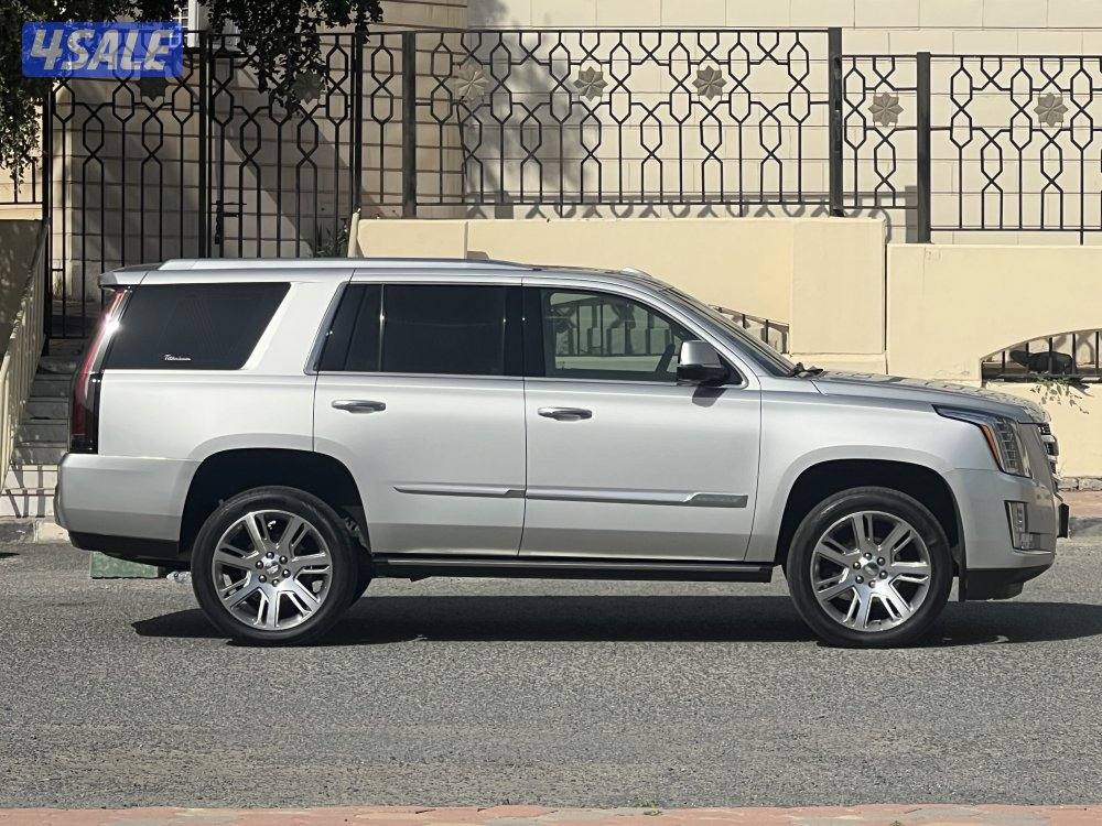 🚩كديلك اسكليد. 2015 صبغ وكاله بريميوم بحاله🚩 ممتازه 🚩للبيع فقط 🚩6