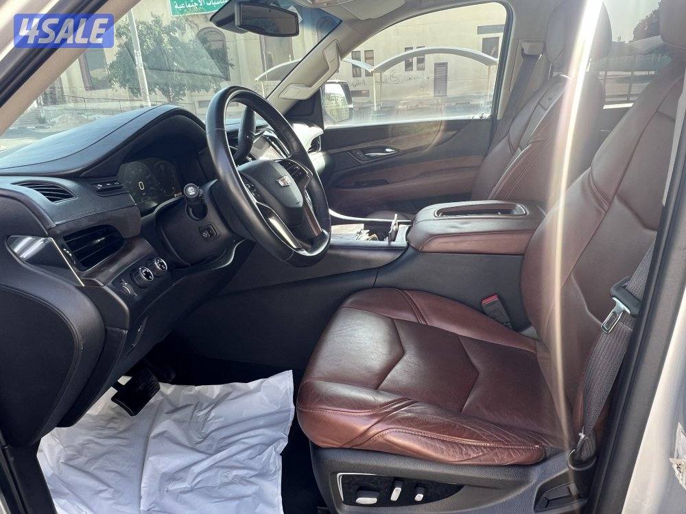 🚩كديلك اسكليد. 2015 صبغ وكاله بريميوم بحاله🚩 ممتازه 🚩للبيع فقط 🚩7