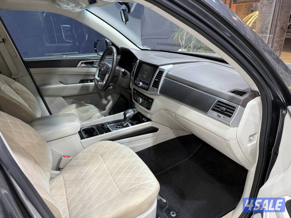 (KGM) Rexton - 2023 - Used - المعتمد5