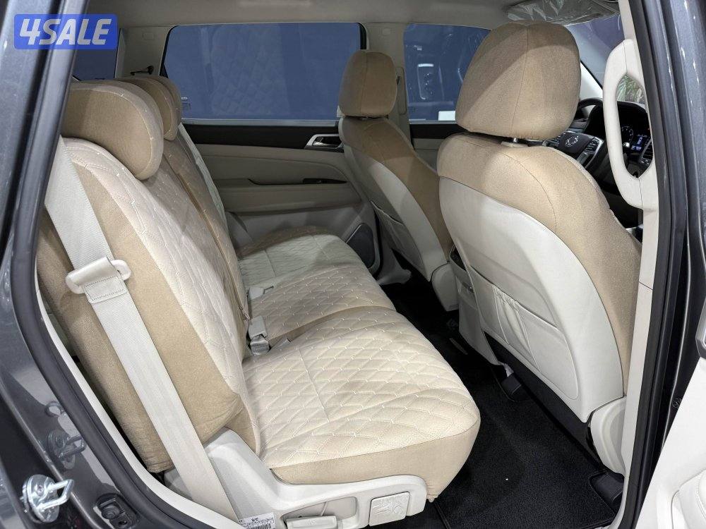 (KGM) Rexton - 2023 - Used - المعتمد8