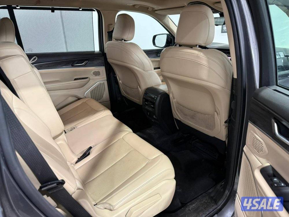 Jeep Grand Cherokee L Limited 4X4 (21/57233)5