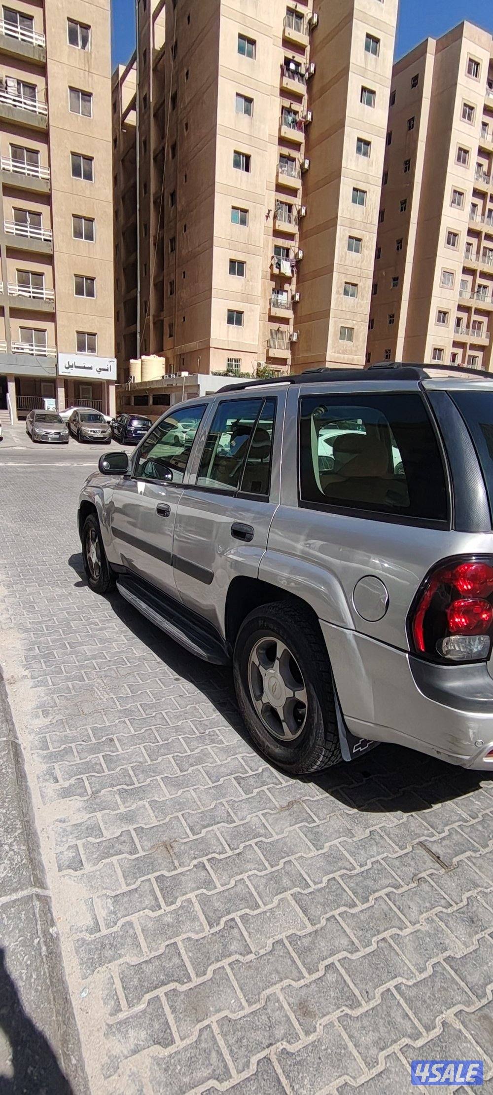 سياره شفروليه تريل بليزر 2005 خالي من الحوادث المعاينه حولي دوار صادق4