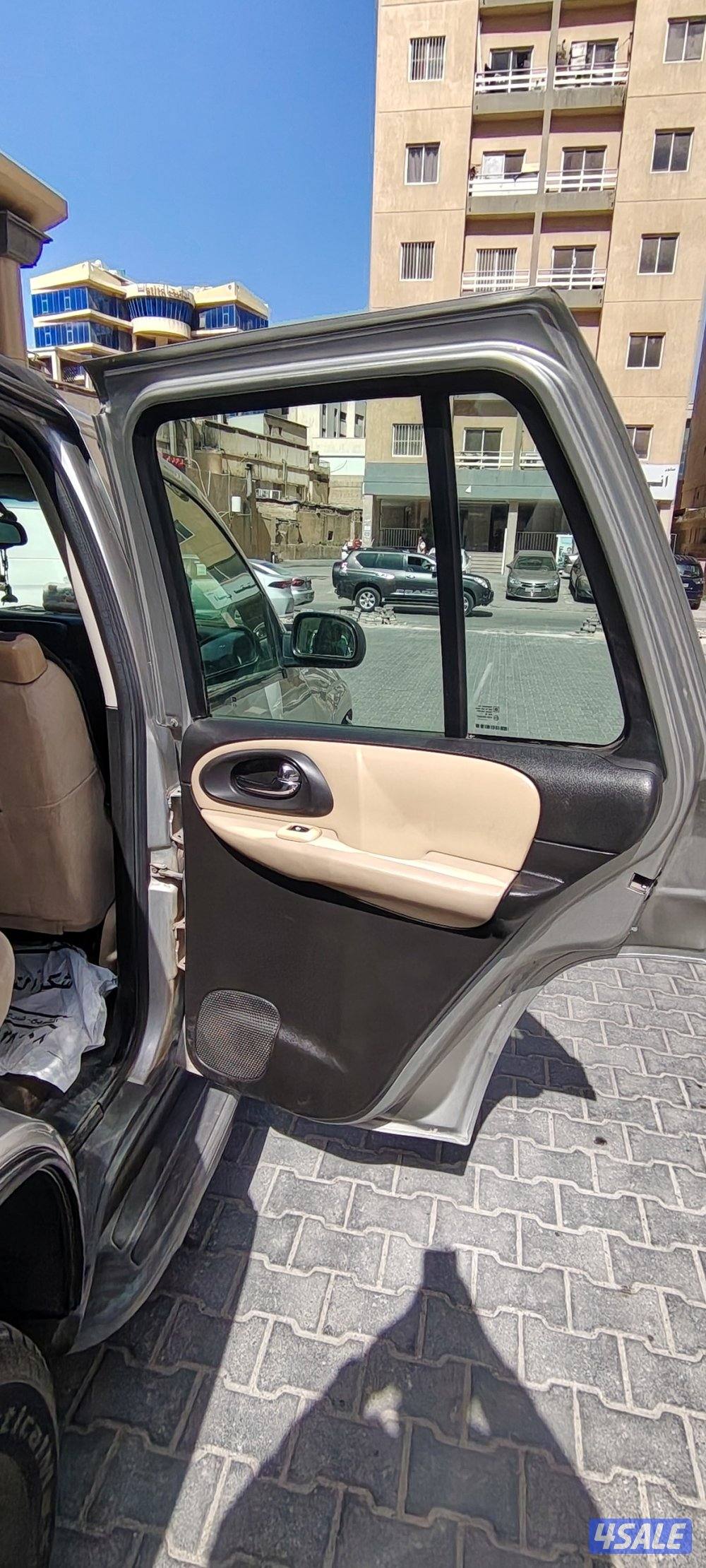 سياره شفروليه تريل بليزر 2005 خالي من الحوادث المعاينه حولي دوار صادق8