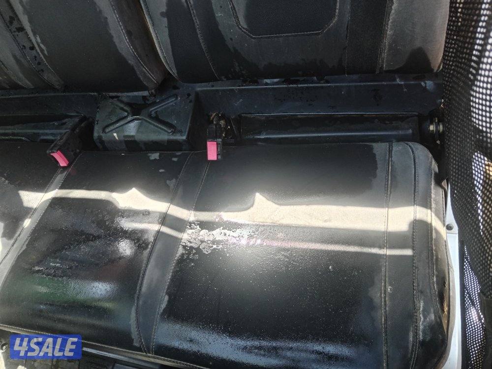 سيارة بدون ماكينة حجم 5505