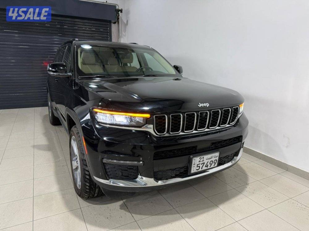 Jeep Grand Cherokee L Limited 4X4 (21/57499)3
