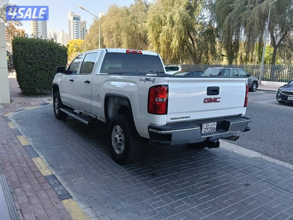 السالمية وانيت GMC سيرا 2500HD موديل 20163