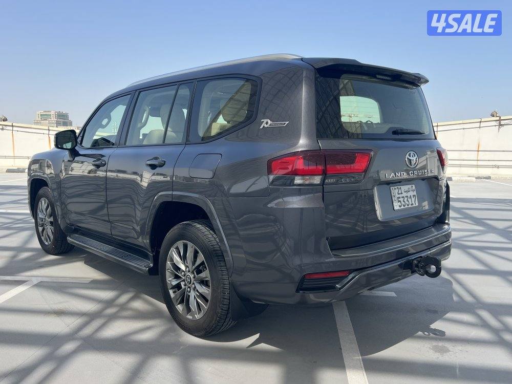 للبيع لاند كروزر GXR ايرو3