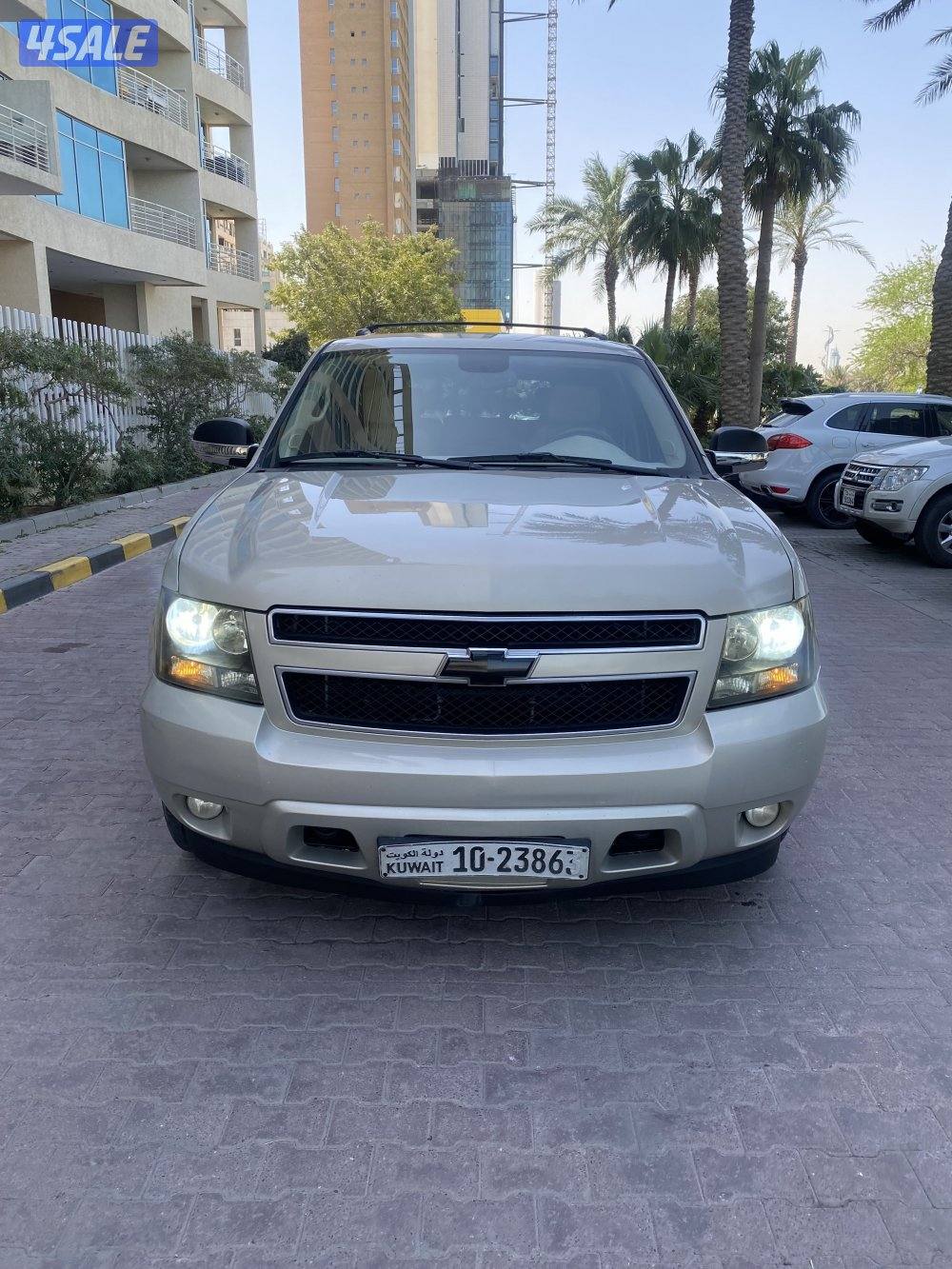 تاهو صبغ الوكاااه عدا قطعه دبل جير بحاله ممتازه شرط للفحص الـ تي موديل4