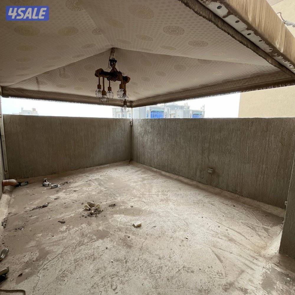 شقة مع روف للإيجار في الجابرية قطعة 1B7