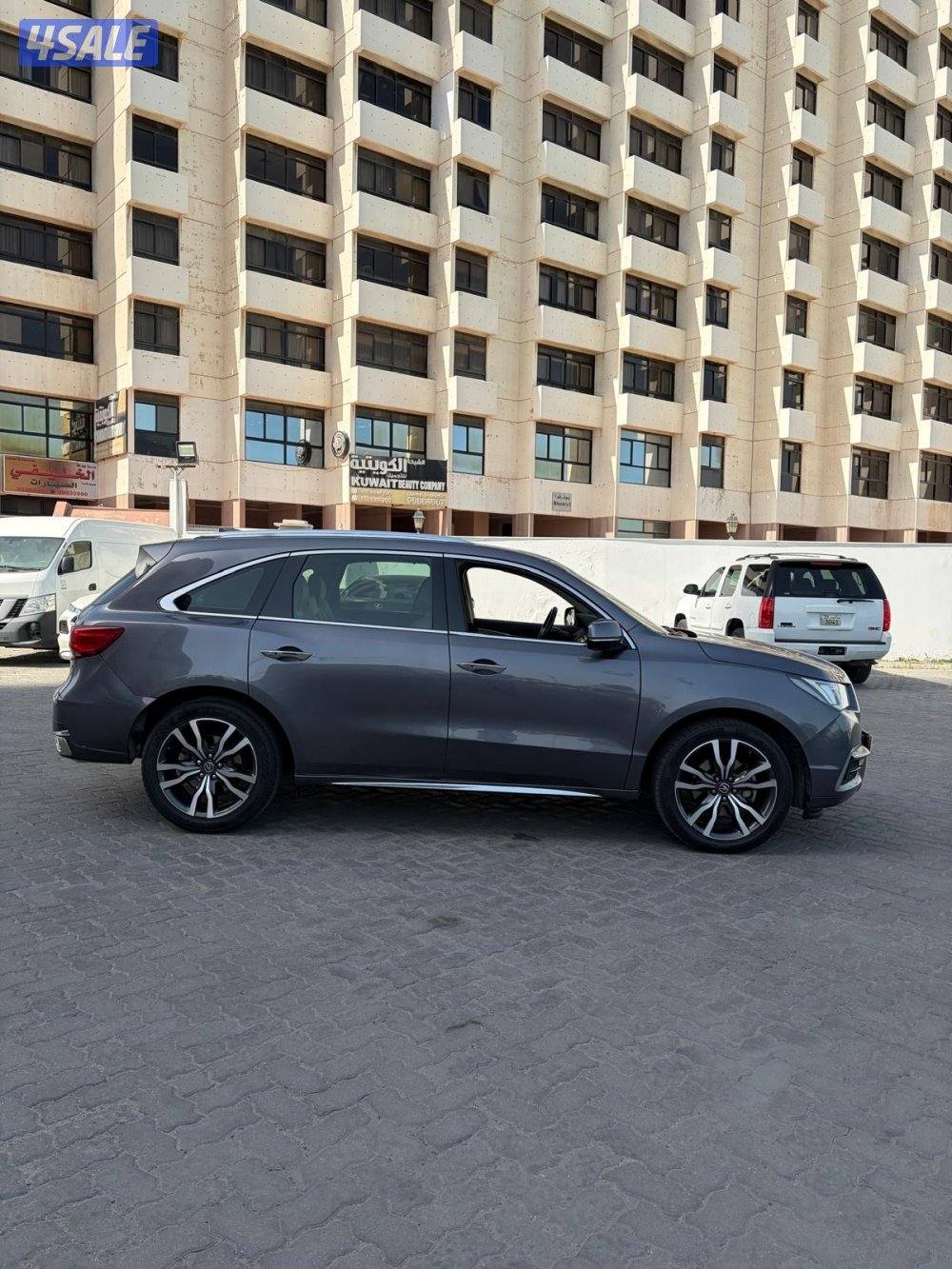 للبيع جيب اكيورا بحالة ممتازة2