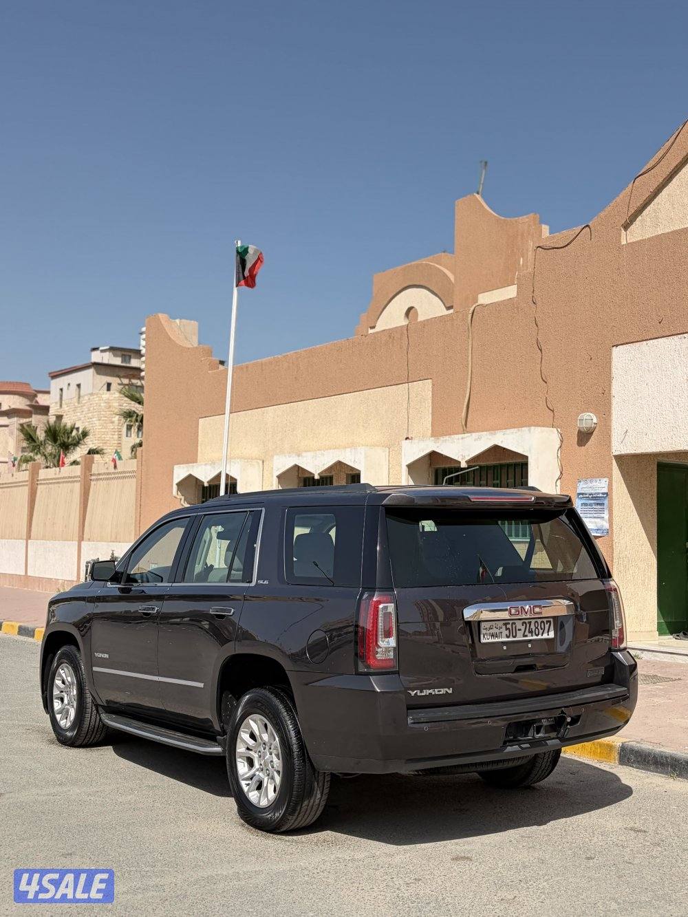 للبيع يوكن 2017 صبغ وكاله3