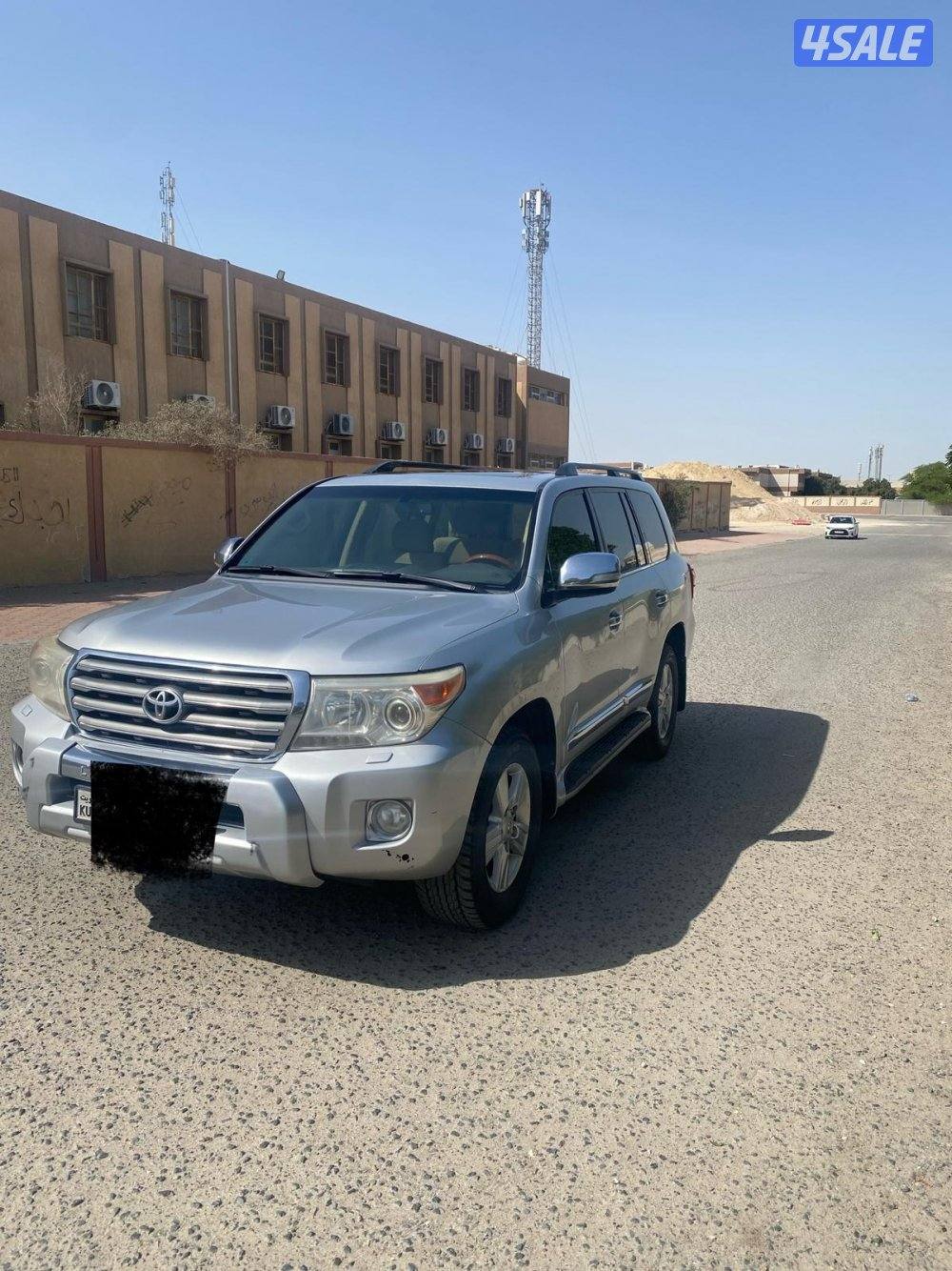 لاند كروزر GXR موديل 2012ماشى 548سيرفس منتظم شرط الفحص 
5.400د.ك2