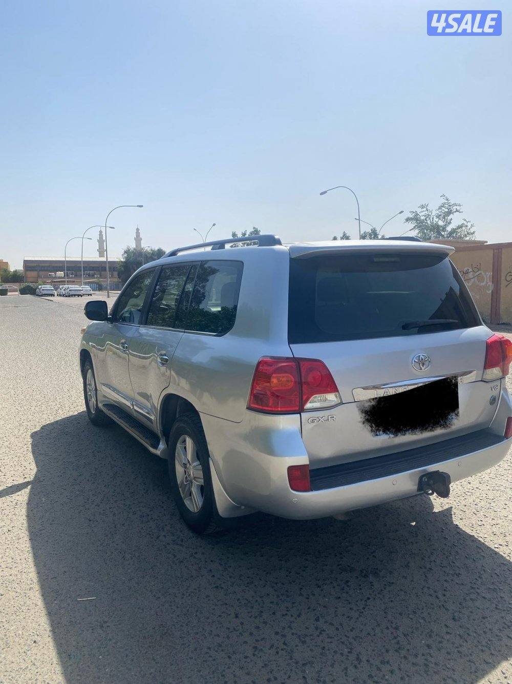 لاند كروزر GXR موديل 2012ماشى 548سيرفس منتظم شرط الفحص 
5.400د.ك6