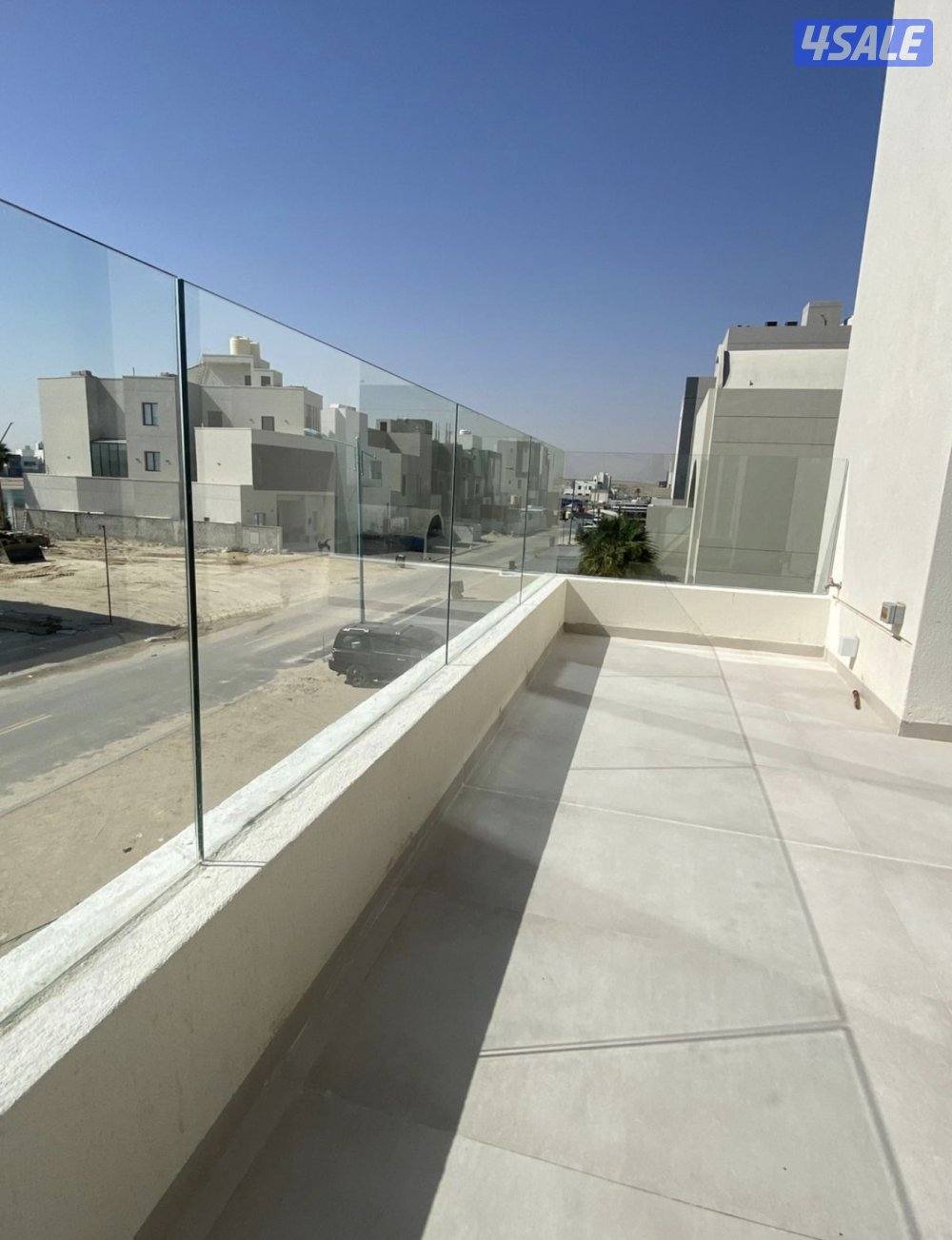 زجاج ومرايا شاورات درابزين بلكونات11