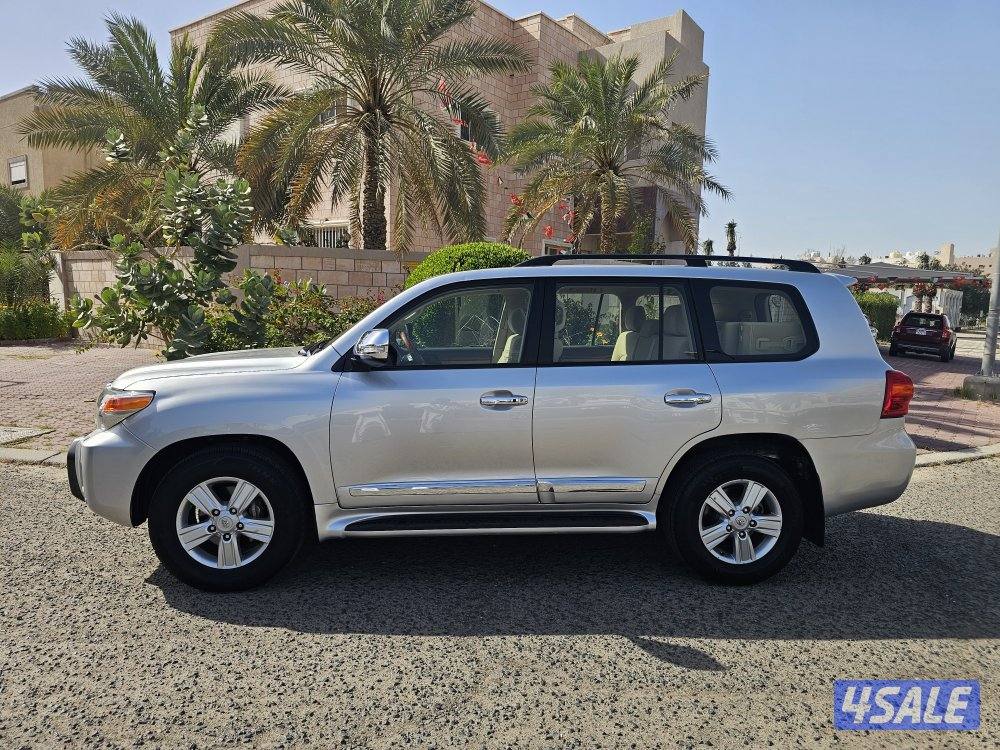 لاندكروز GXR الساير ٨ سلندر شرط الفحص بحالة ممتازة2