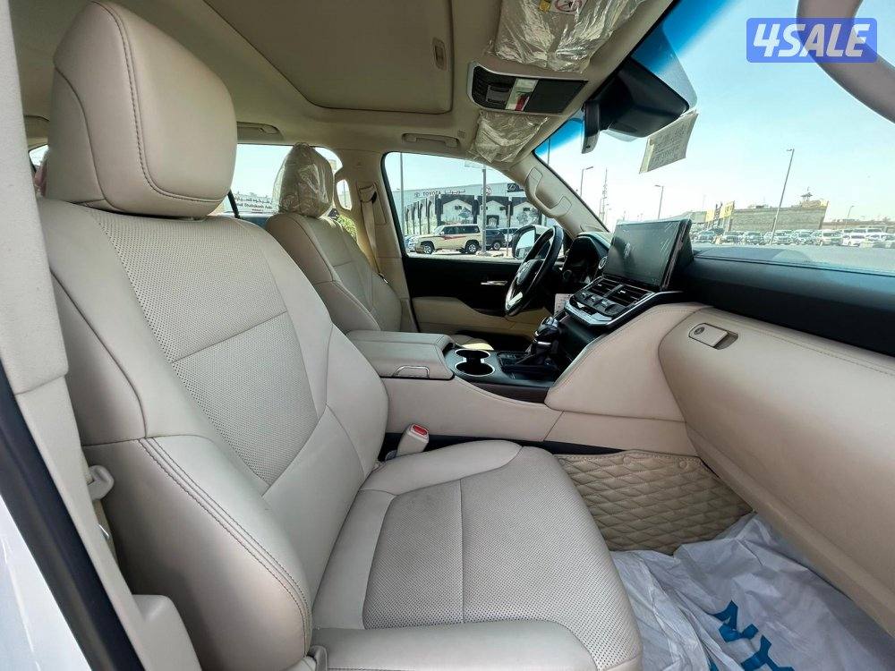 تويوتا لاند كروزر GX.R AEROs  twin turbo.V6 موديل 2023 ماشى 37.000 k.m5