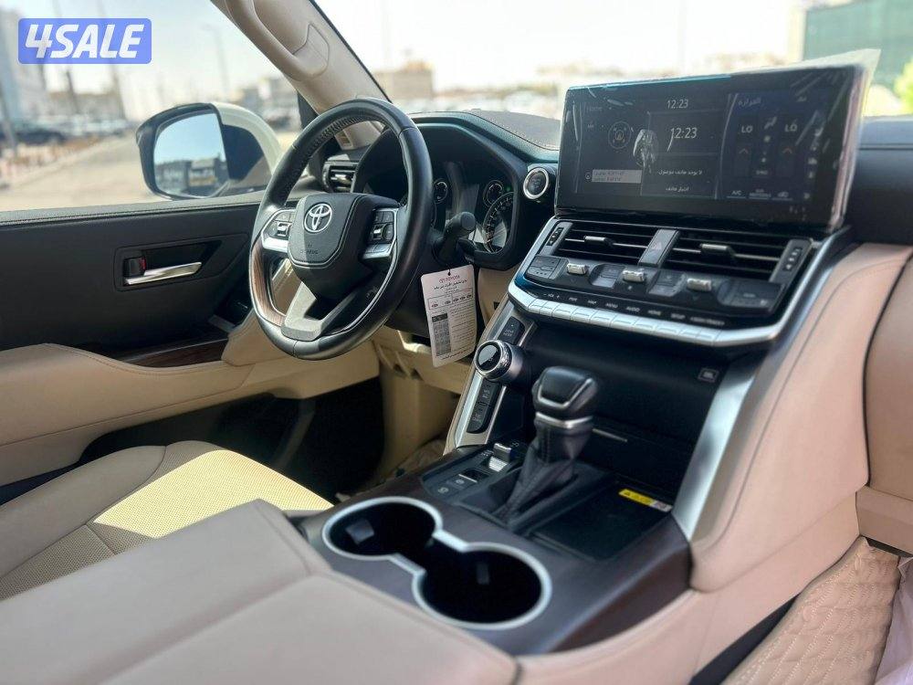 تويوتا لاند كروزر GX.R AEROs  twin turbo.V6 موديل 2023 ماشى 37.000 k.m7
