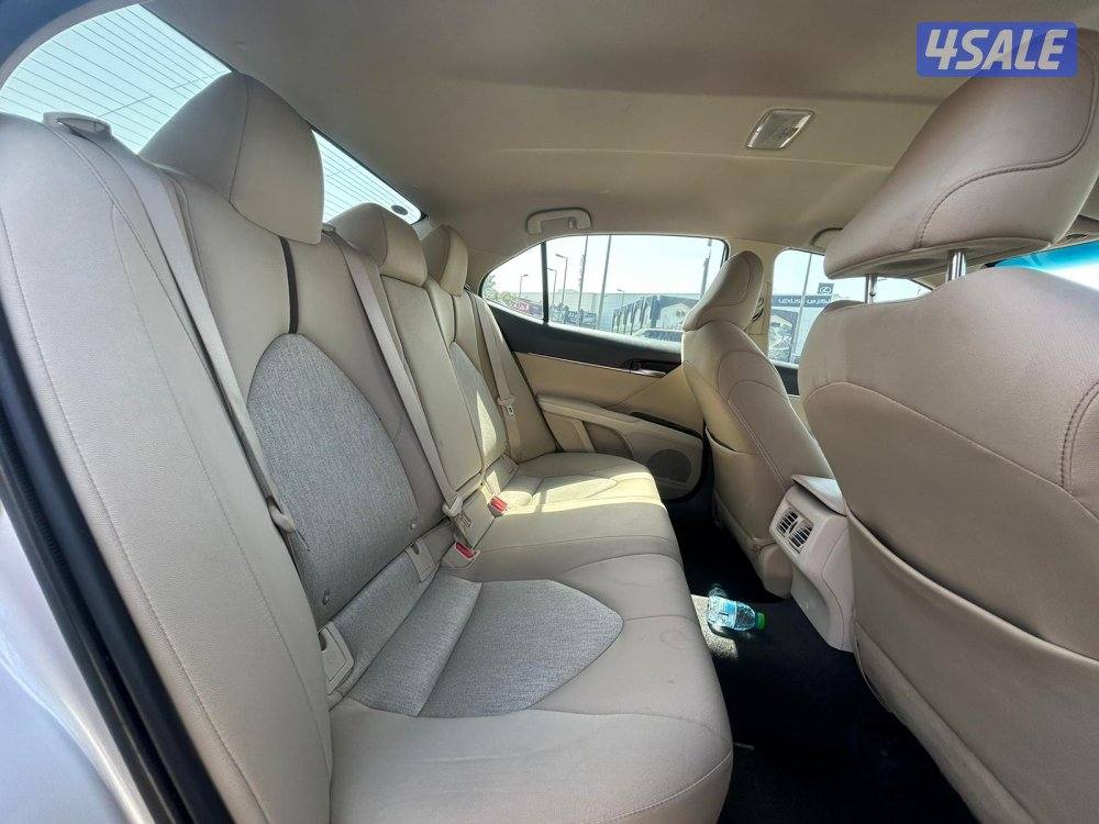 تويوتا  كامرىV4- GLE  موديل 2020 ماشى 140.000 k.m  وارد الساير4