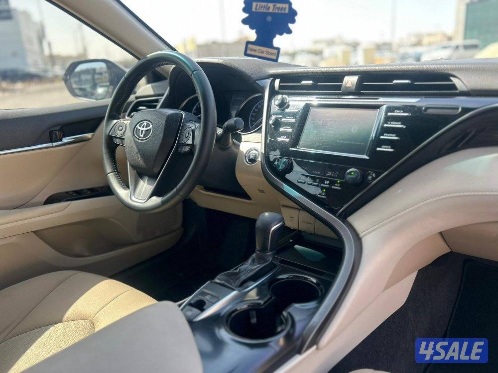 تويوتا  كامرىV4- GLE  موديل 2020 ماشى 140.000 k.m  وارد الساير6