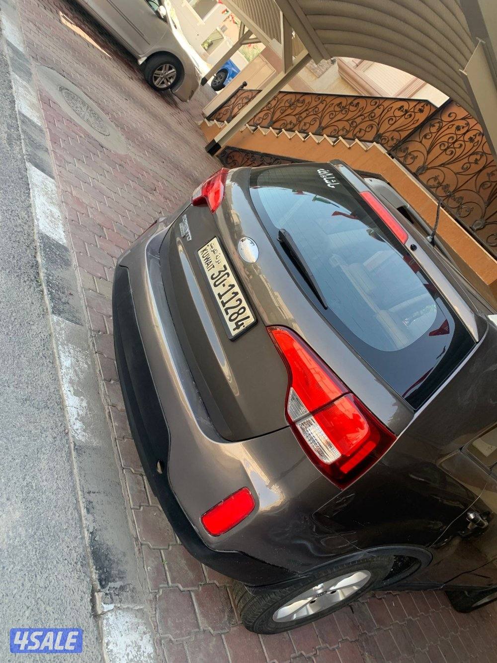 كيا سورينتو 2014 ممشى220 الف3