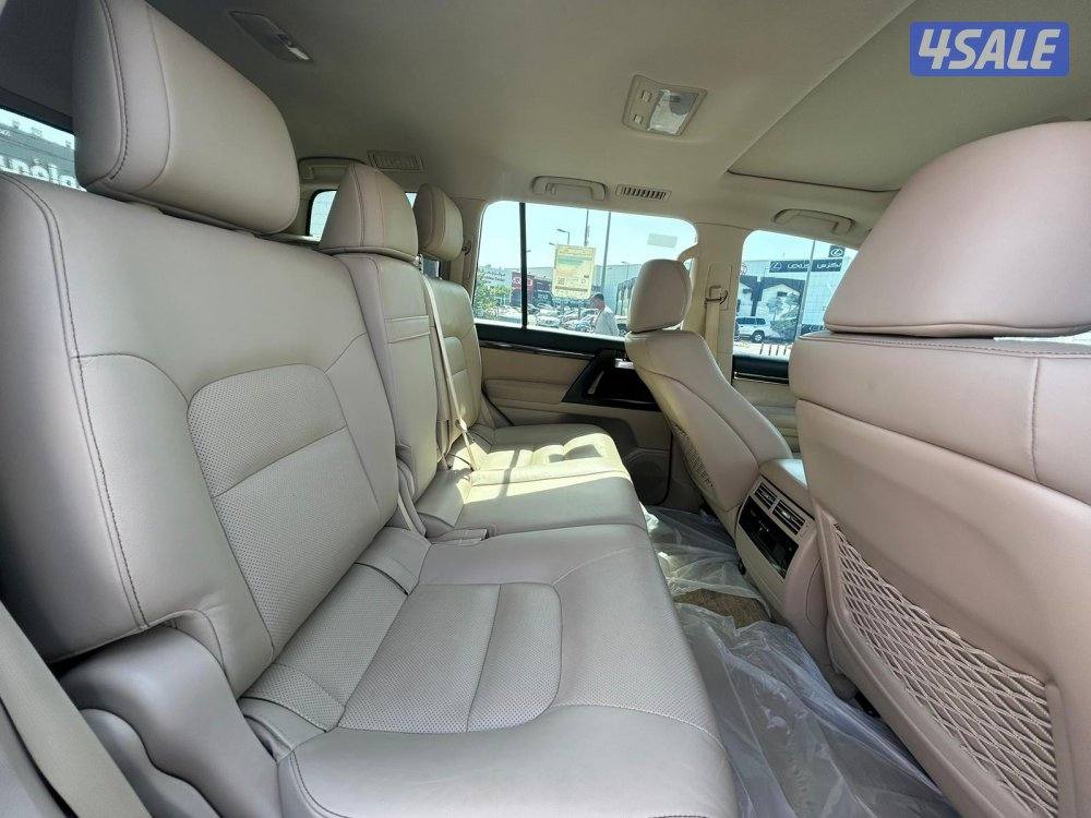 لاند كروزر GX.R-قراند تورينق .V8 موديل 2021 ماشى 181.000 k.m4