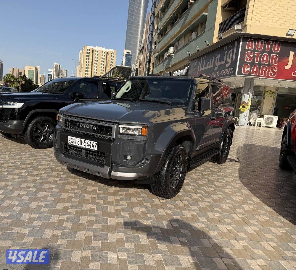 برادوTX موديل 2024 عداد 42 الف صبغ وكالة كفالة وسيرفيس كامل المواصفات0