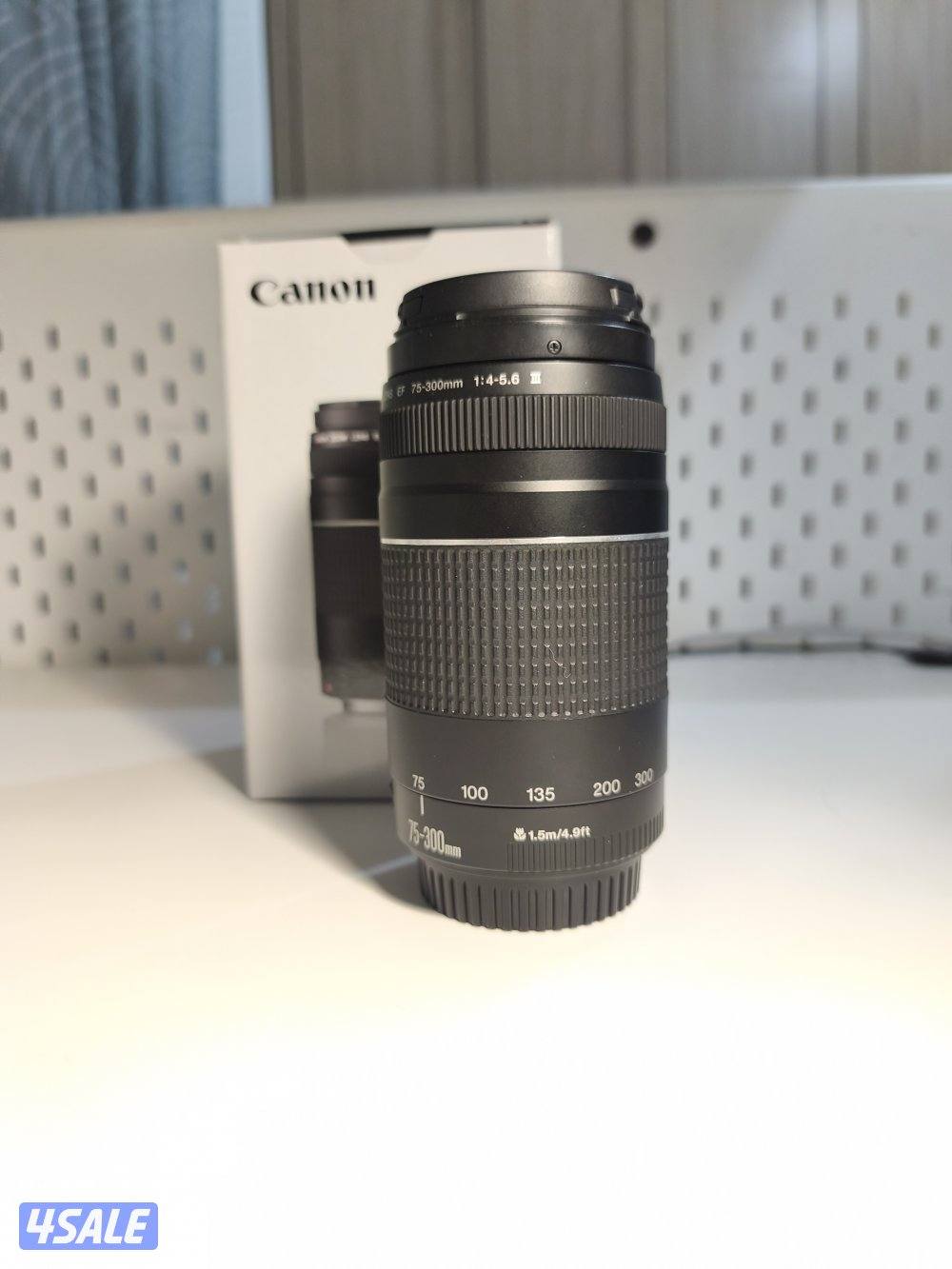 canon 250d with 2 lenses 18mm to 55mm and a 75mm to 300mm2