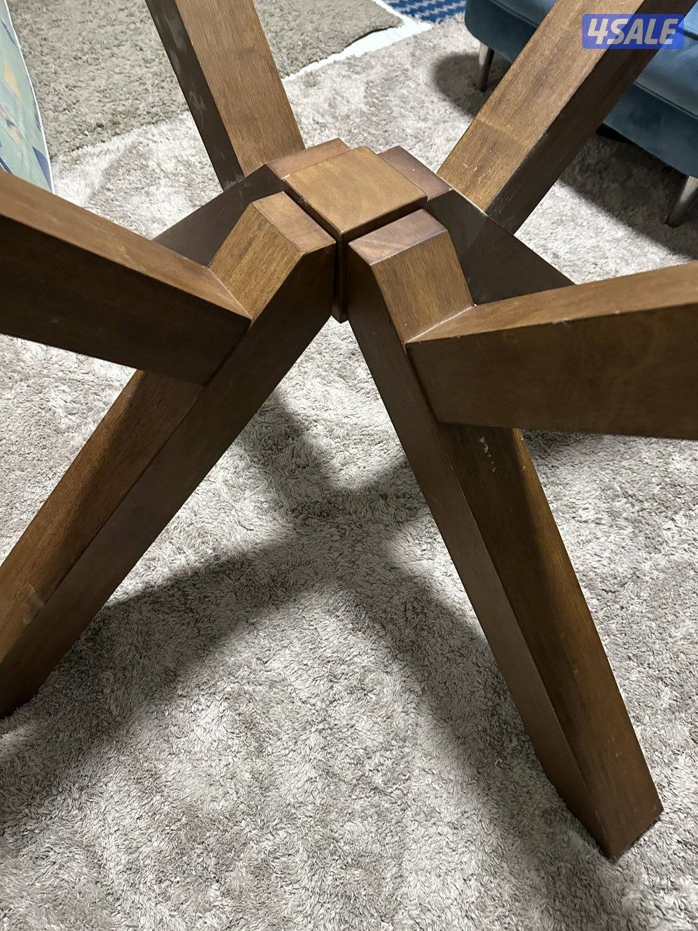 طاوله سفره خشب ماليزي مع ٦ كراسي وطاوله مع طاوله صاله زجاج ومرتبه0