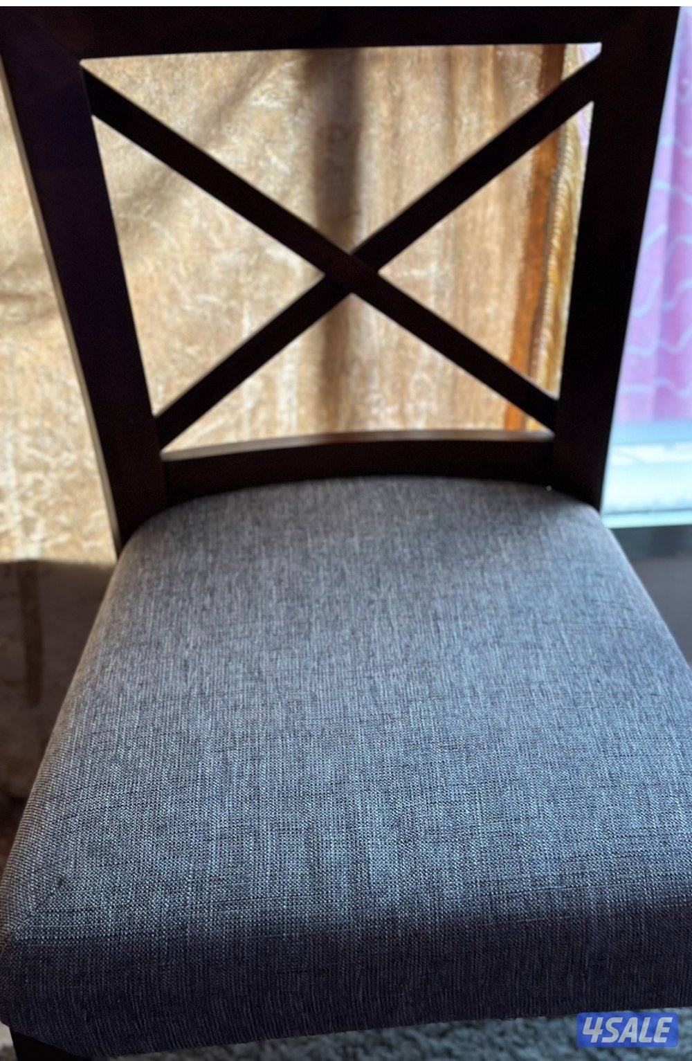 طاوله سفره خشب ماليزي مع ٦ كراسي وطاوله مع طاوله صاله زجاج ومرتبه3