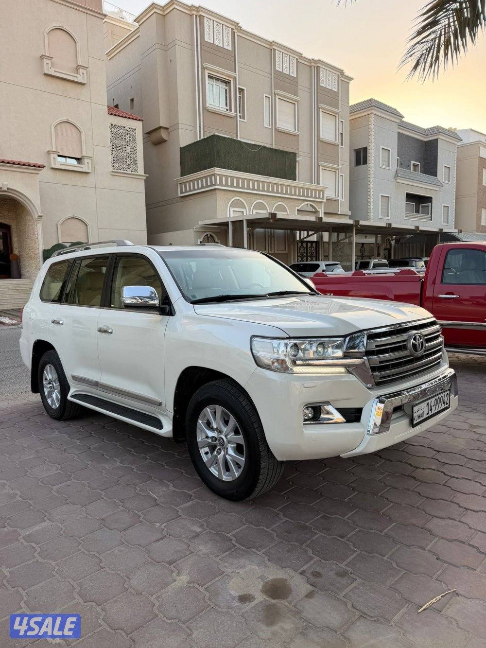 لاند كروز VXR الساير 2016 عداد 227 الف5