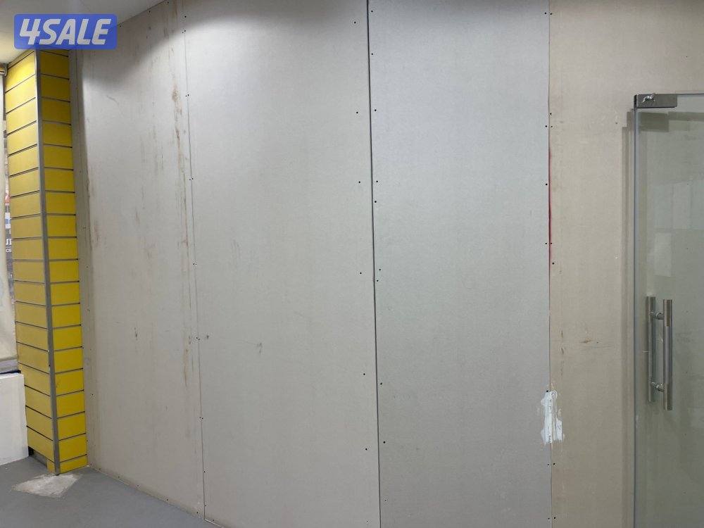 للايجار مكتب الفروانية على الشارع الرئيسي مدخل المنطقة الرئيسية5