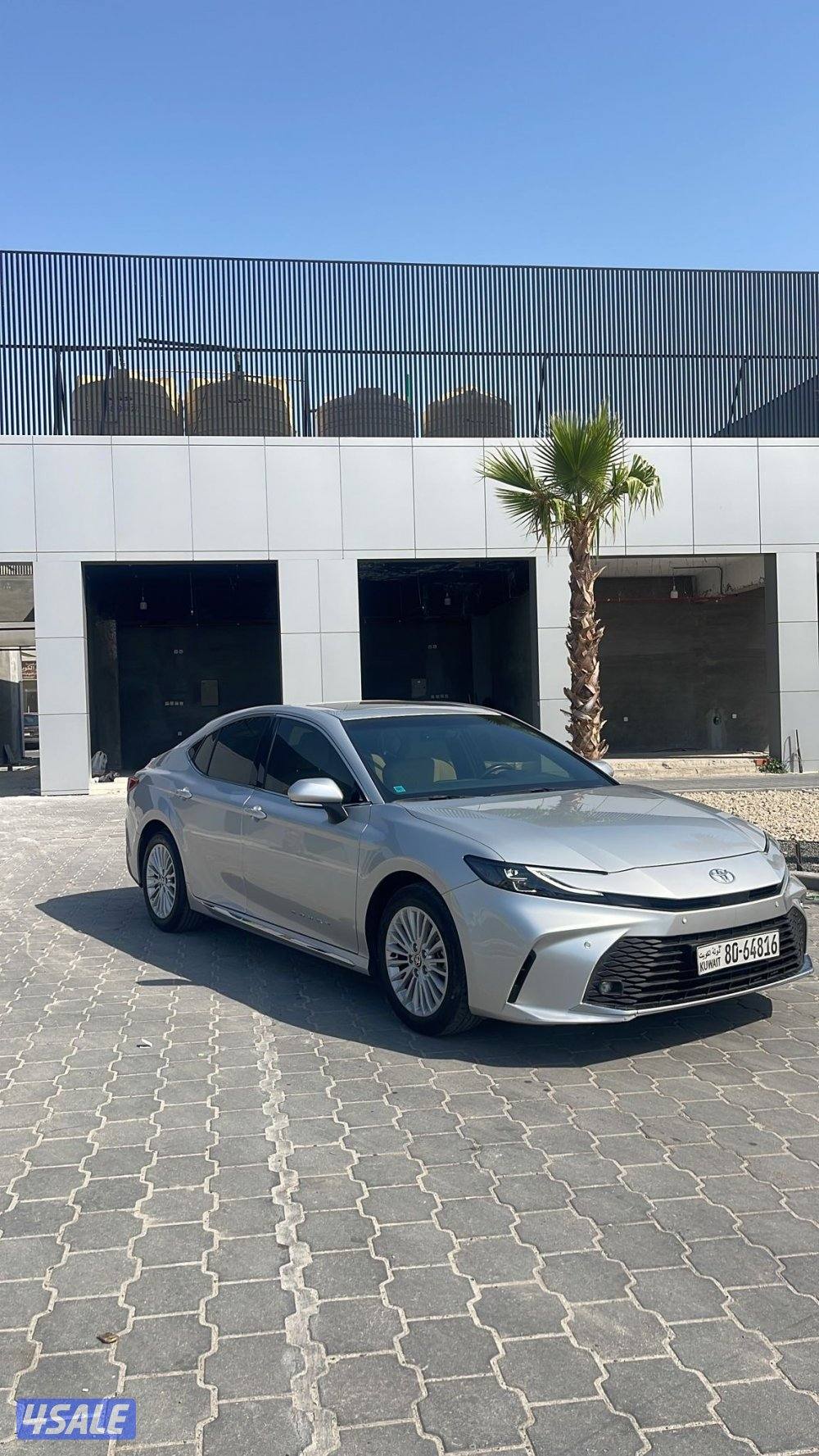 كامري LE الساير 2025 بحاله الوكاله عداد 67 الف1