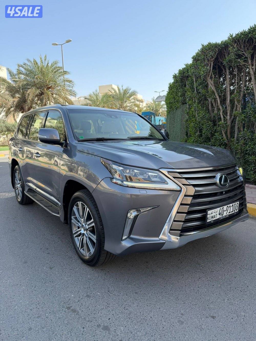 لكزس LX570 الساير 2016 بحاله الوكاله عداد 212 الف2