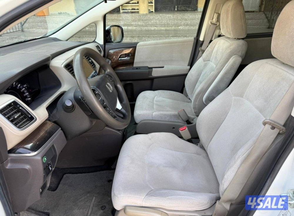 بحالة ممتازة جدا هوندا اوديسي عائلية ٤ سلندر فحص ماكينة قير شاسي بدي9