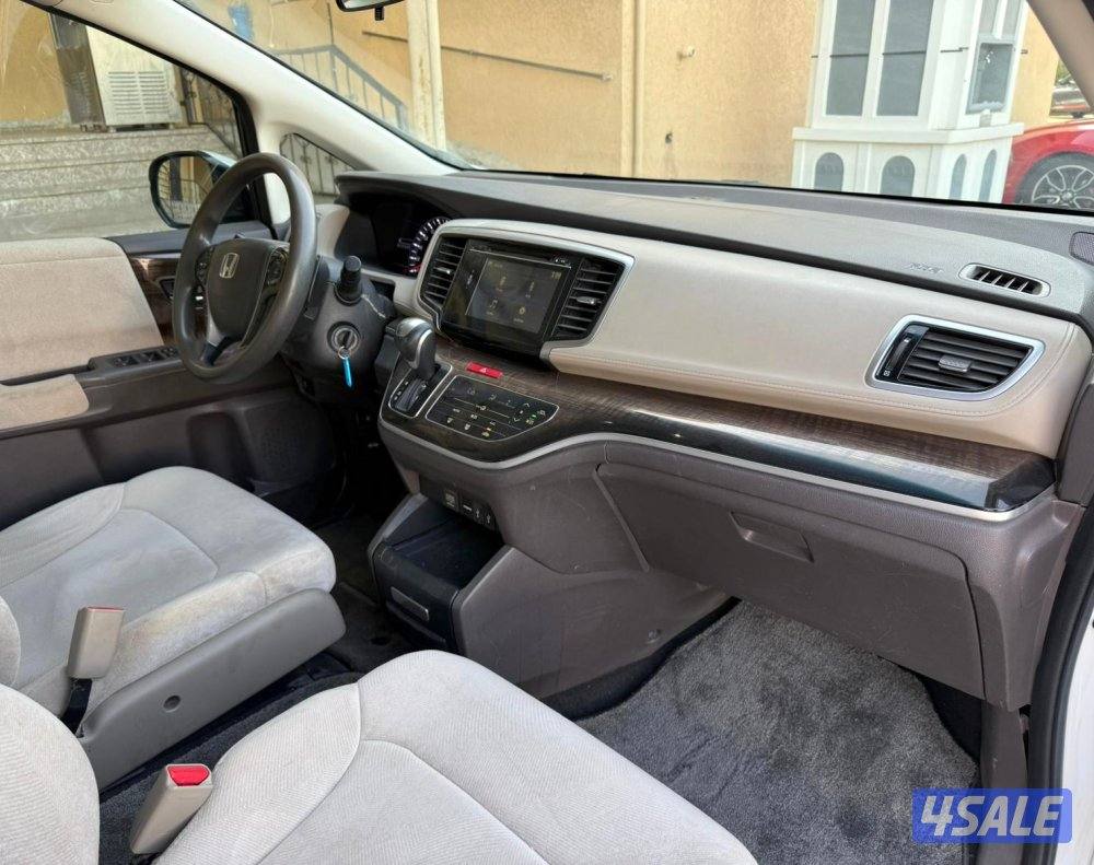 بحالة ممتازة جدا هوندا اوديسي عائلية ٤ سلندر فحص ماكينة قير شاسي بدي10