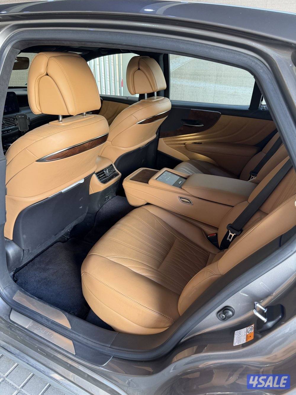 للبيع لكزس LS5002