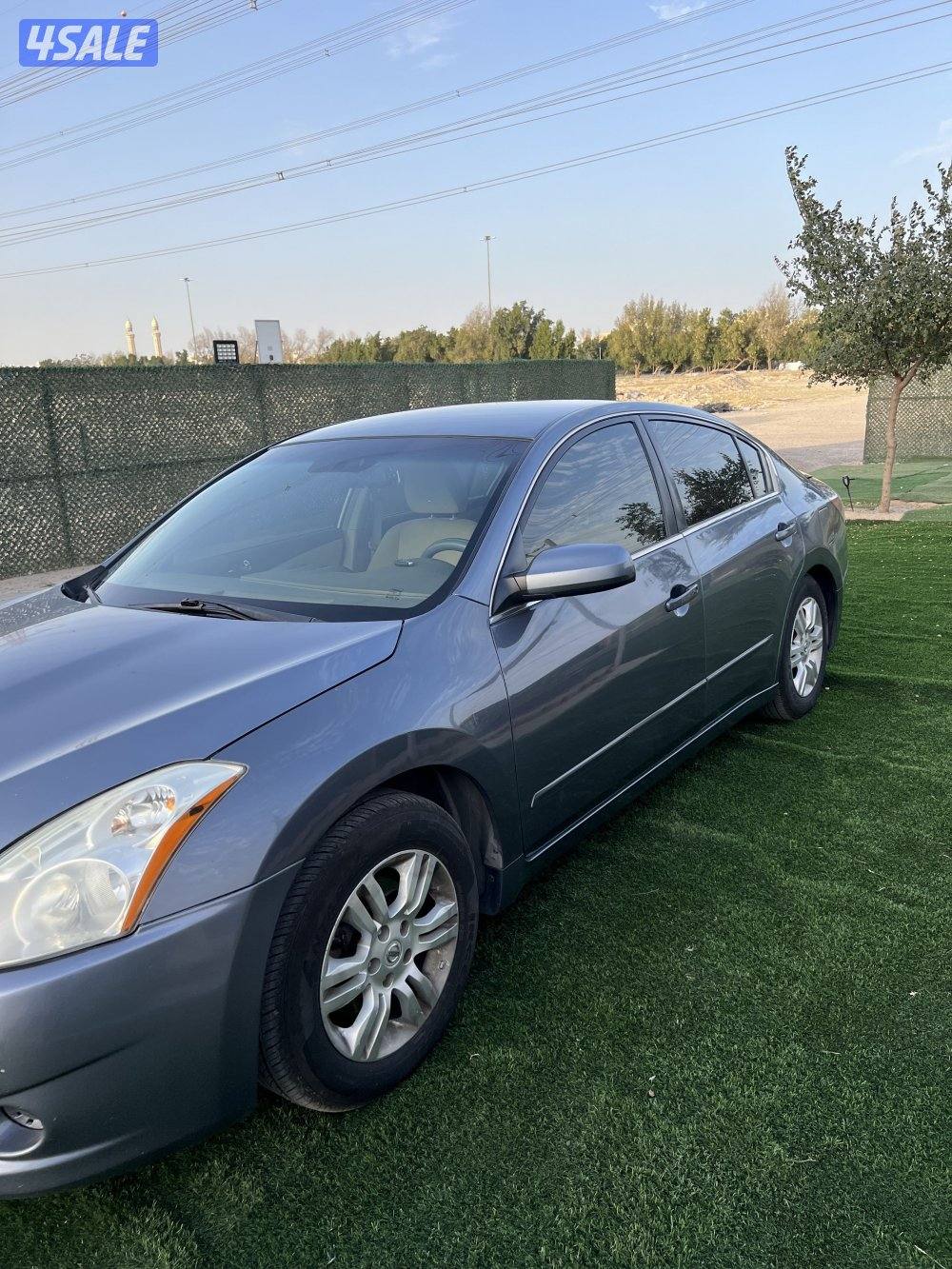 للبيع نيسان التيما0