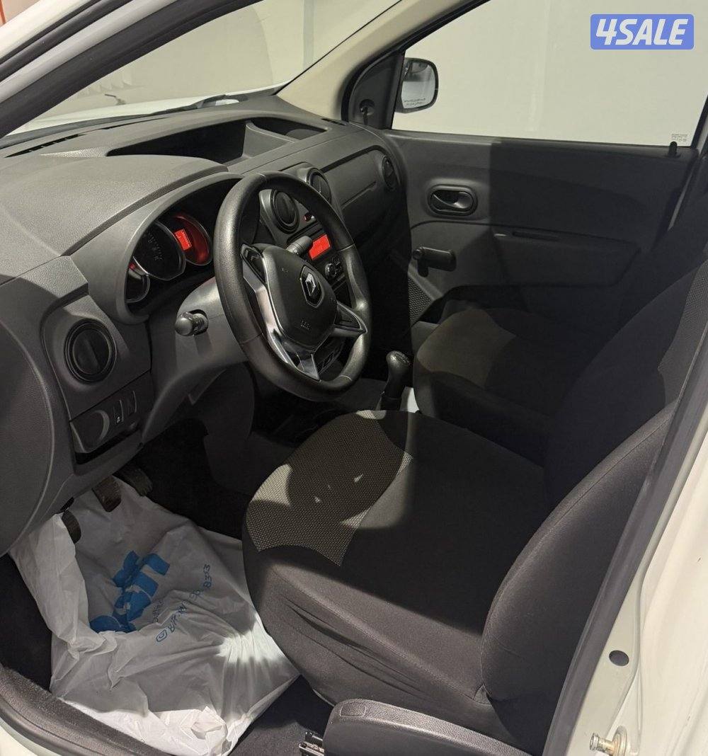 للبيع باص رينو دوكر ٢٠٢٠ ماشي ٣٨ الف فقط3