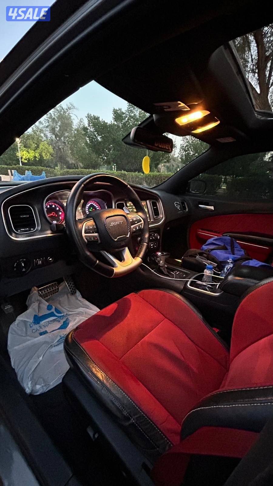 للبيع دودج تشارجر SRT اصلي شرط الفحص4
