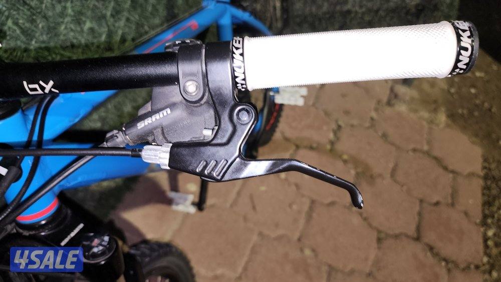 Btwin Rock Rider 500 in excellent condition13