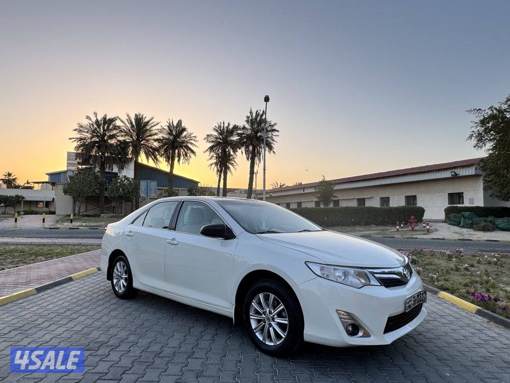 للبيع كامري موديل 2014 بحاله ممتازه2