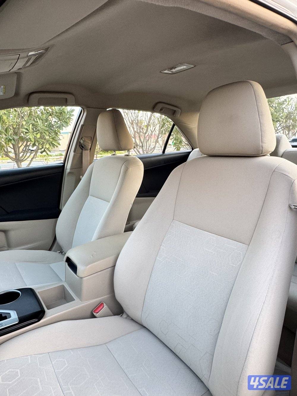للبيع كامري موديل 2014 بحاله ممتازه4