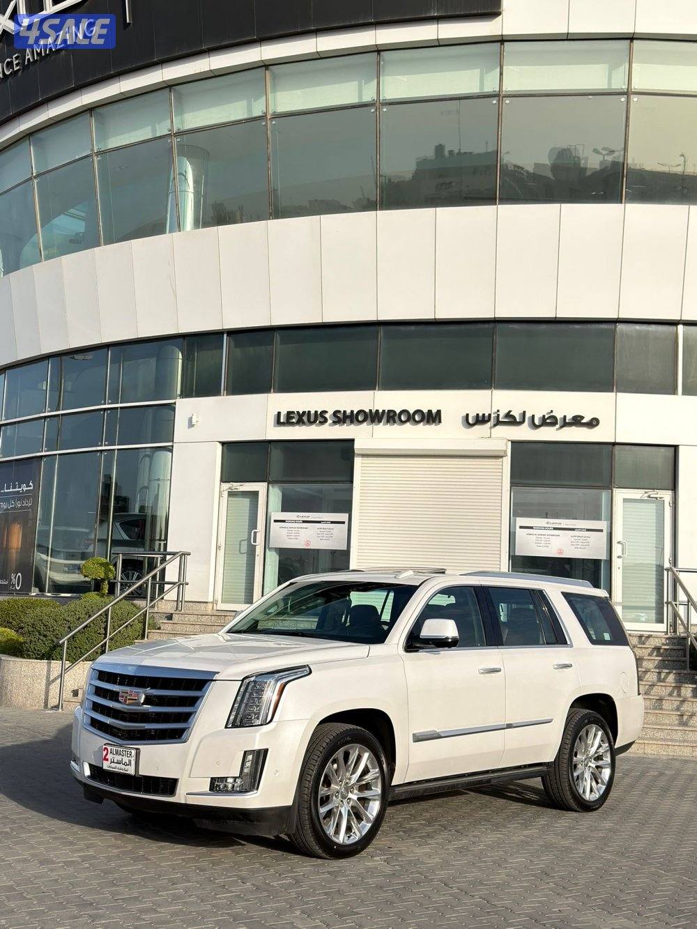 للبيع اسكاليد 2018  صبغ الوكاله0