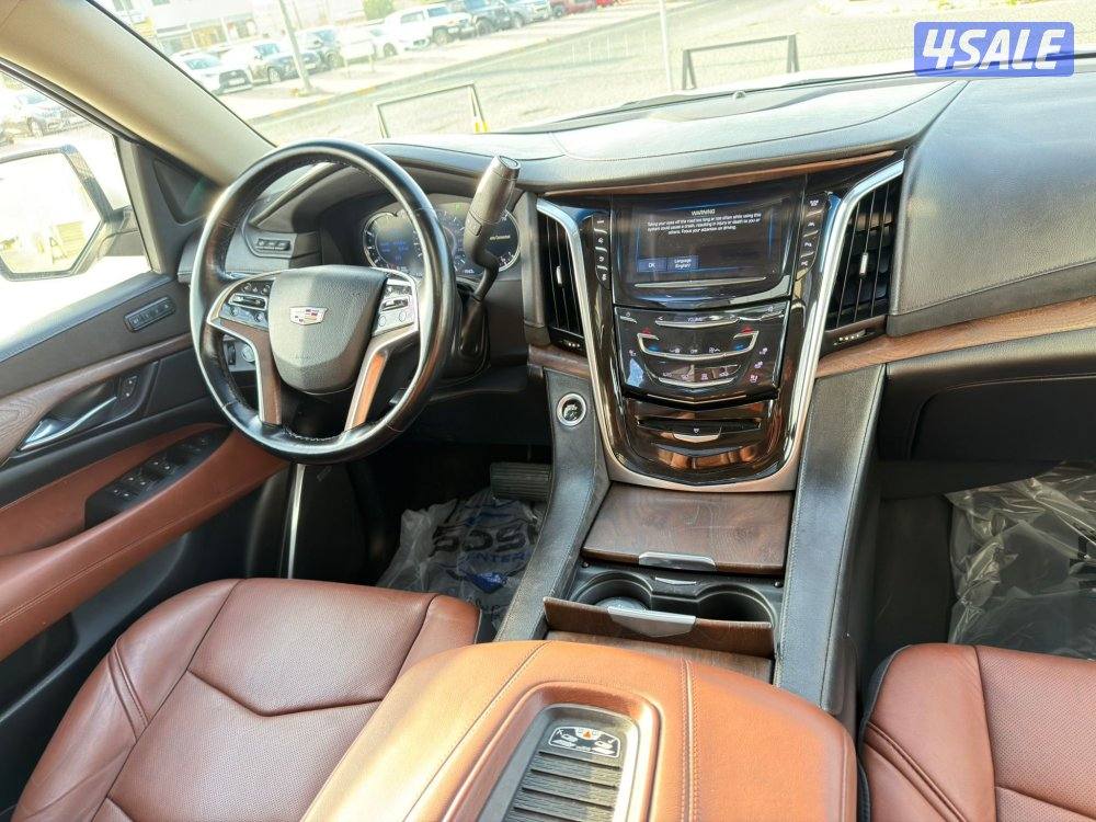 للبيع اسكاليد 2018  صبغ الوكاله10